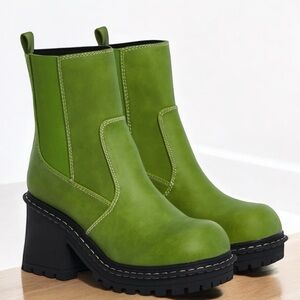 Dolls Kill Delia’s Lime Green Off The Record Platform Chunky Ankle Boots Size 7